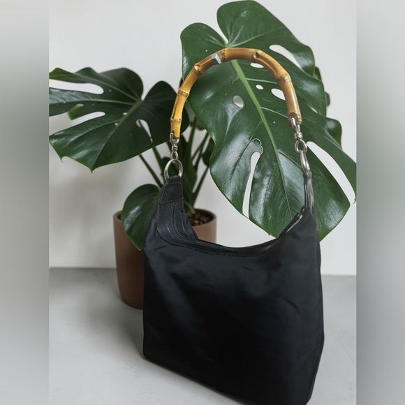 GUCCI Bamboo Shoulder Bag with COA - Picture 2 of 12